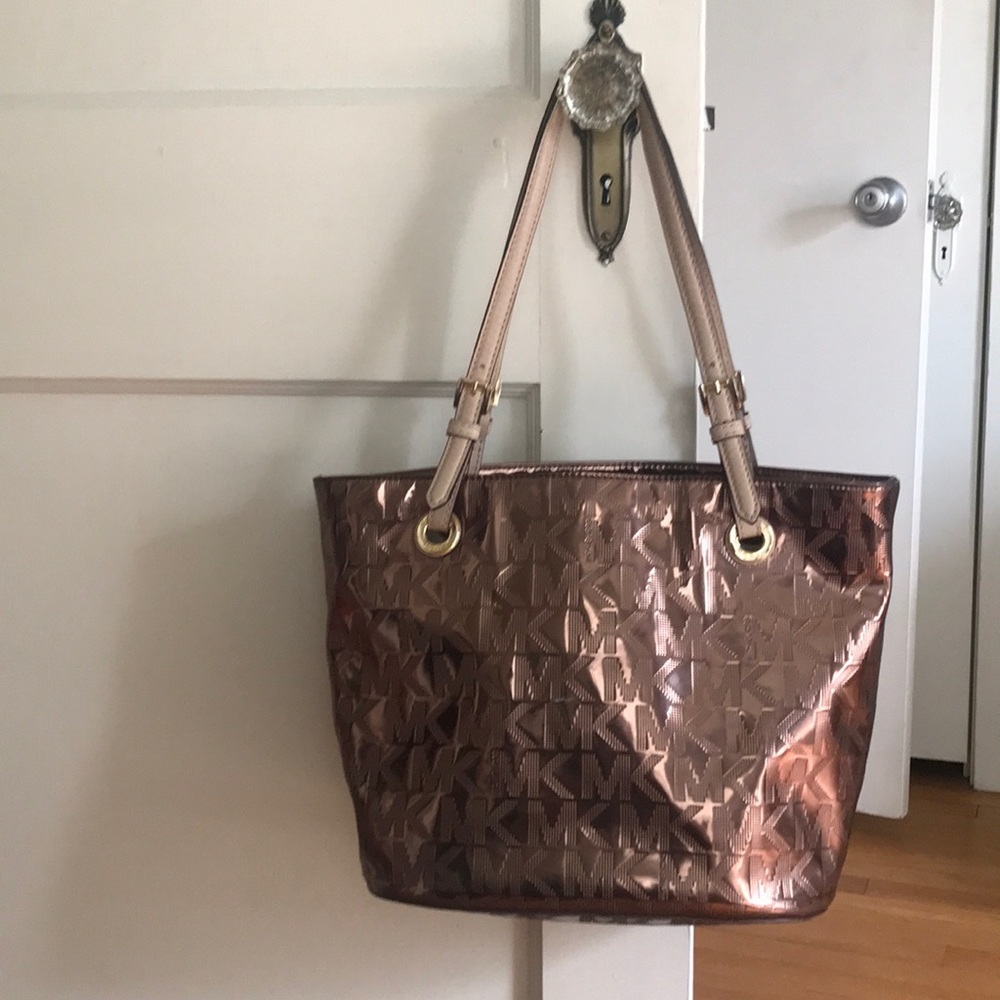 MK bucket purse